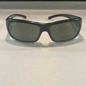 Ray-Ban RB4111 601/58 Black Frame Polarized 3P Green Lens Sunglasses